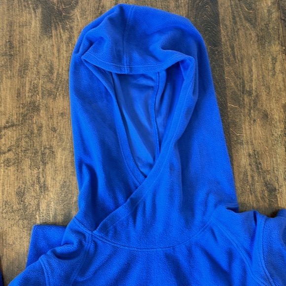 Columbia fleece pullover. - Picture 6 of 9